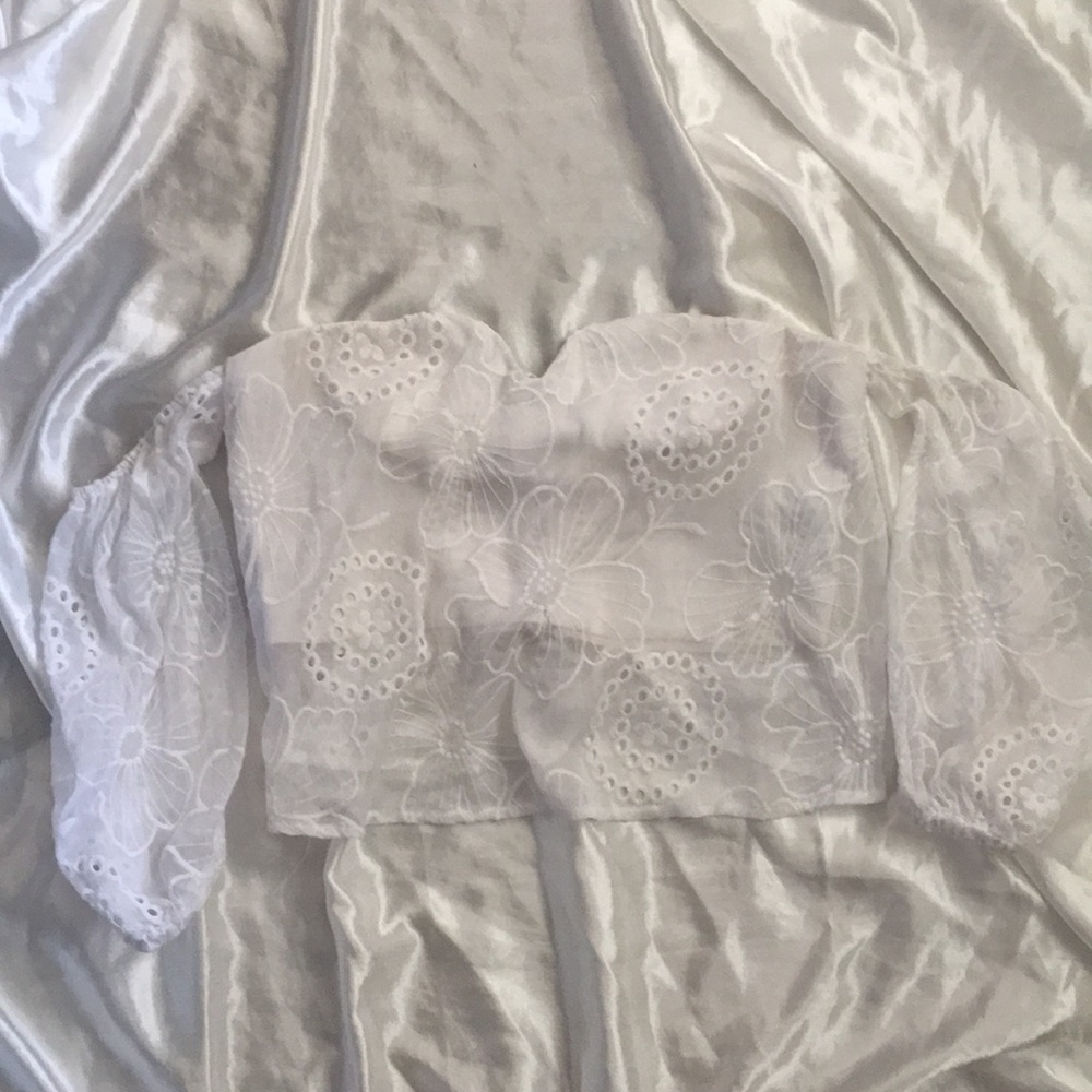 Guess Top